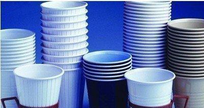 玻璃杯、陶瓷杯、不銹鋼杯、塑料杯哪個更適合喝水用?